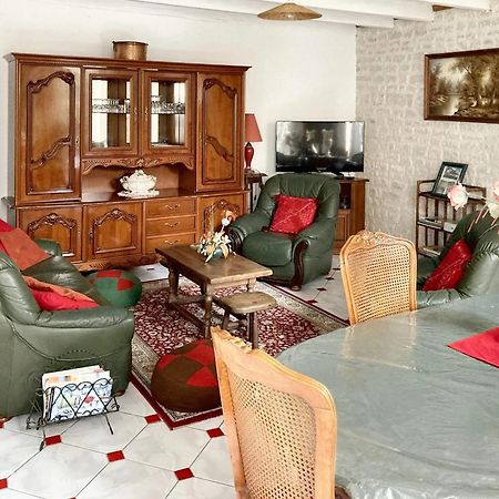 Maison Confortable Au Coeur De Fleurac Avec Grand Jardin Bagian luar foto