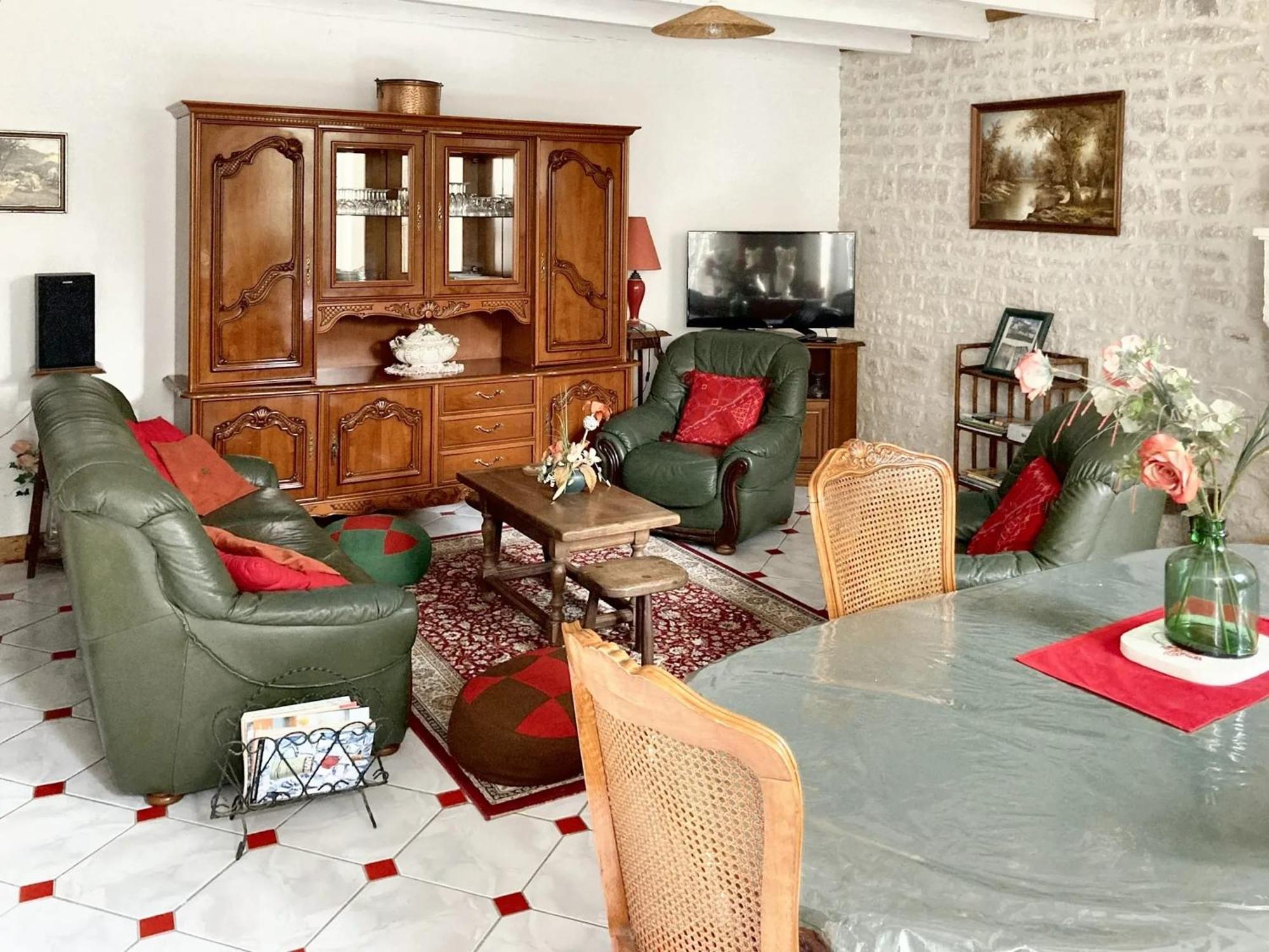 Maison Confortable Au Coeur De Fleurac Avec Grand Jardin Bagian luar foto